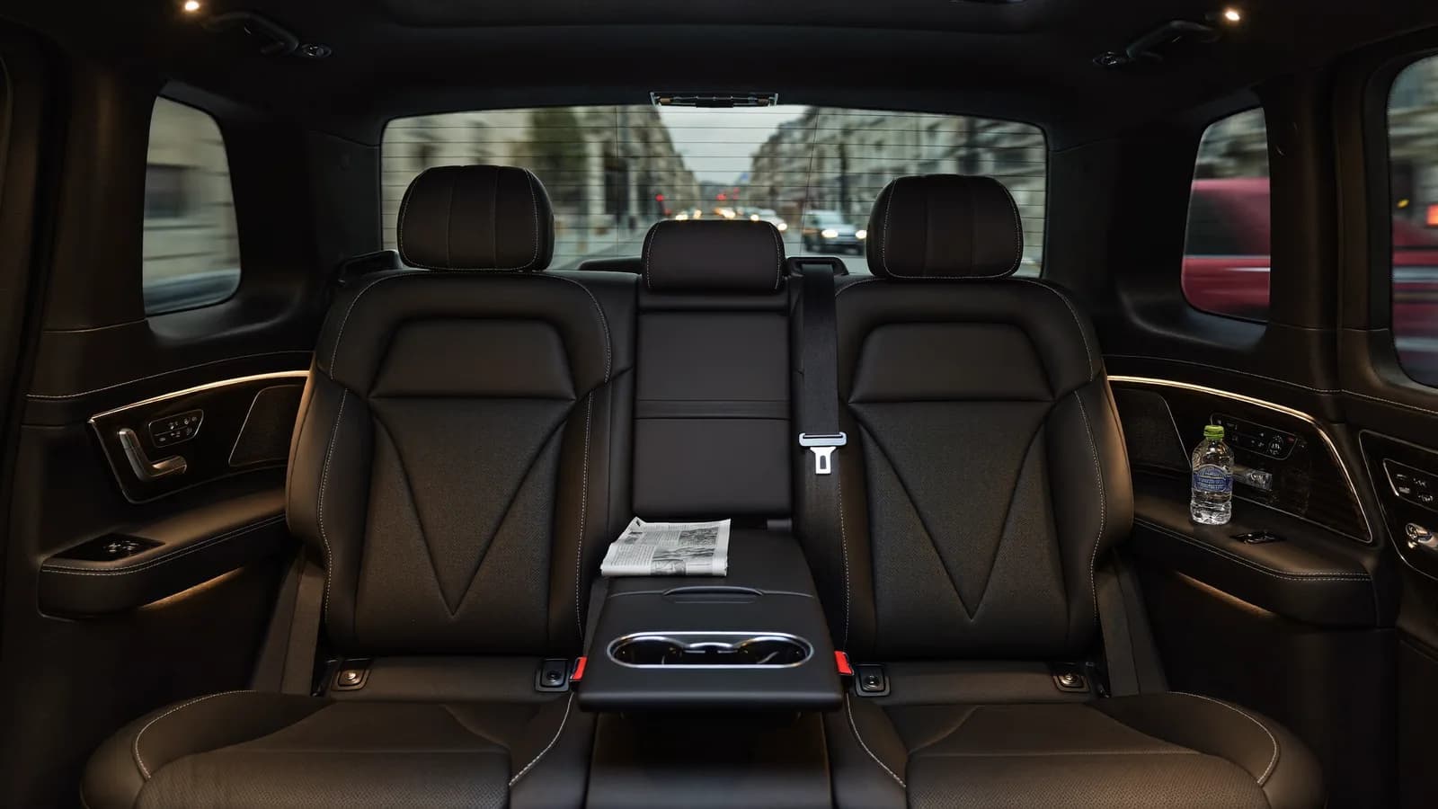 Bilingual chauffeur, premium Mercedes