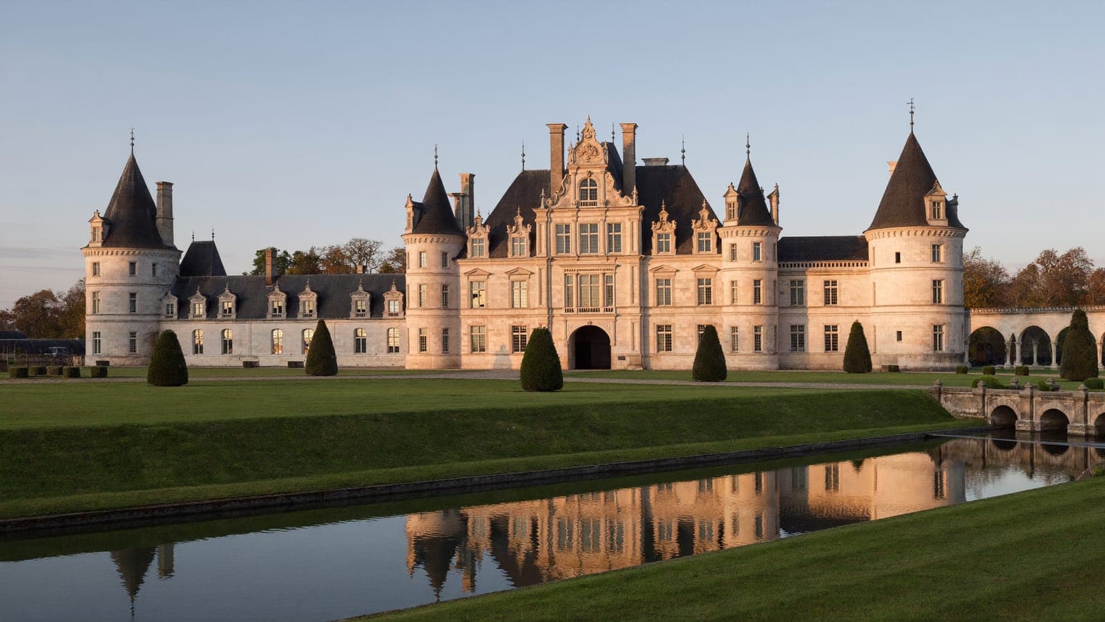Loire Valley Day Trip from Paris: Transport, Costs and a Realistic Timetable